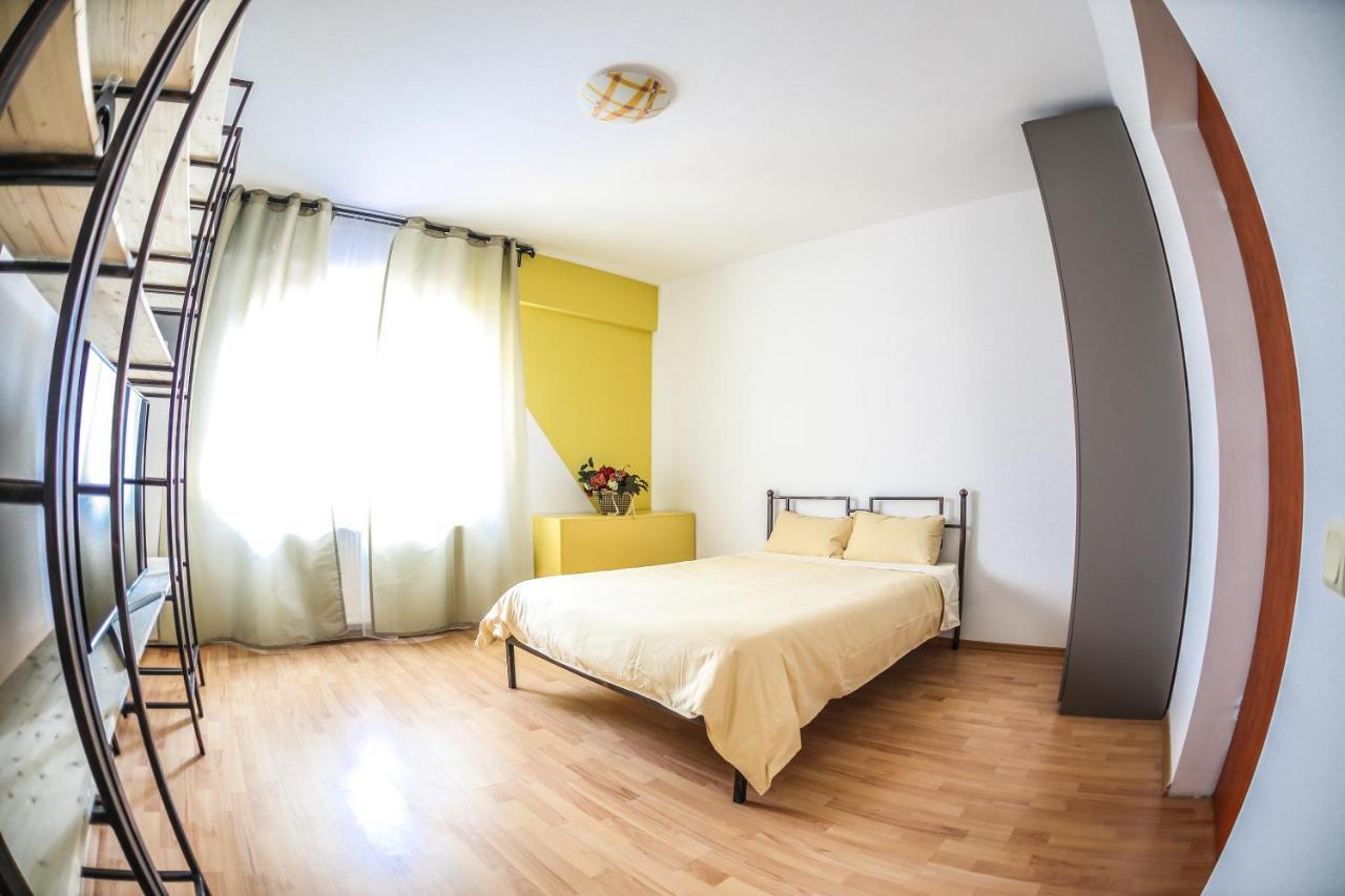Color Apartments Downtown ブカレスト エクステリア 写真
